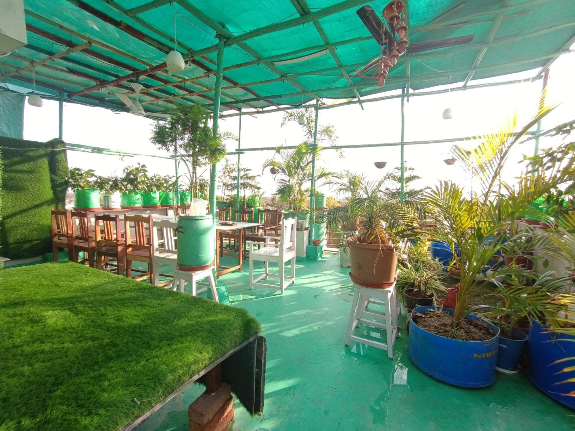 Choudhary White House Udaipur Apartment Luaran gambar