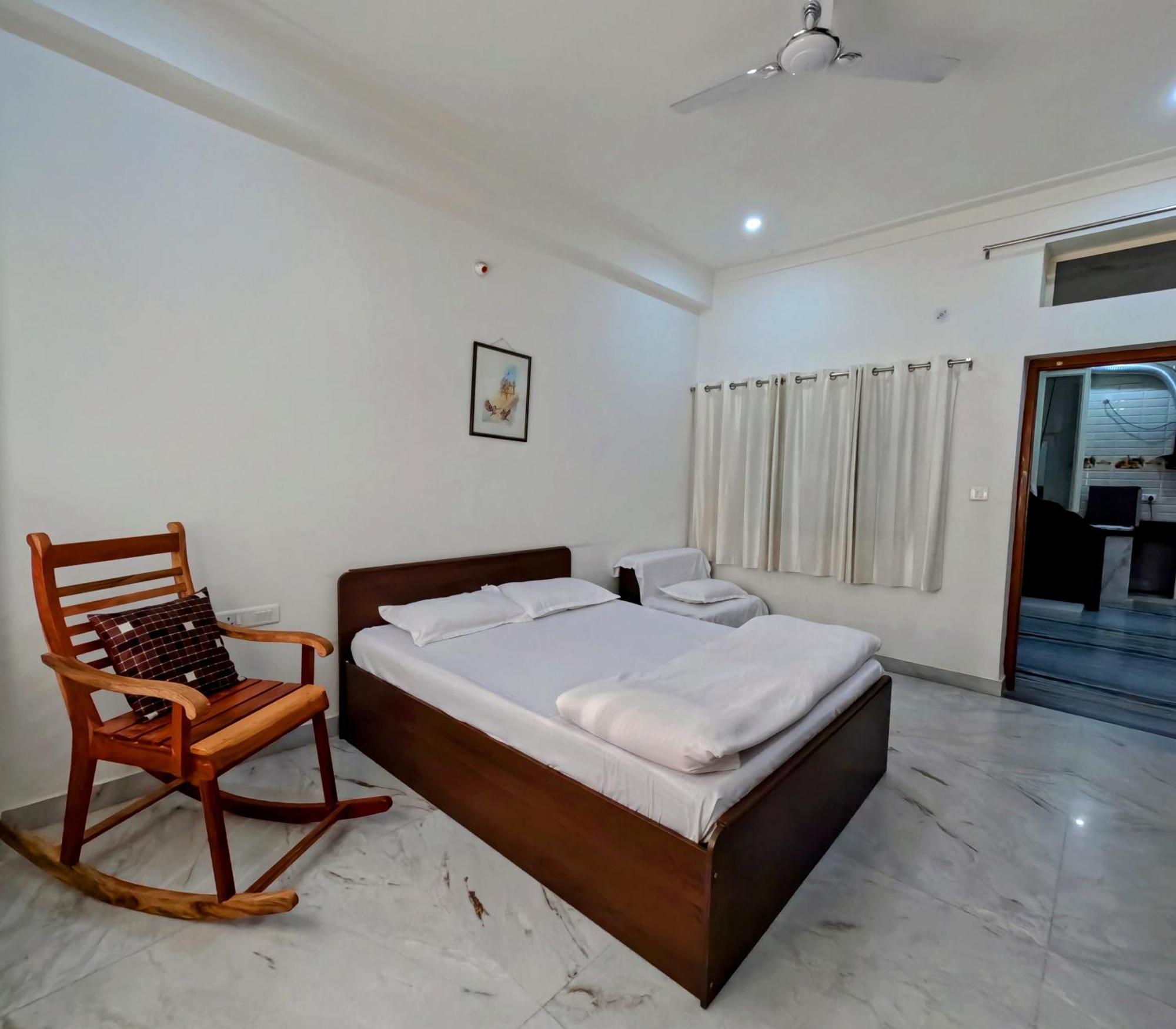 Choudhary White House Udaipur Apartment Luaran gambar
